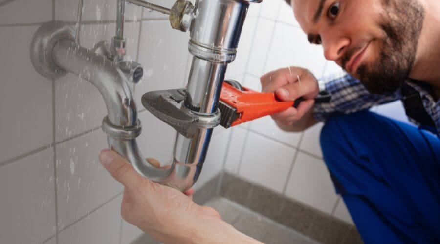 Local annual plumbing maintenance in Courtenay, ND